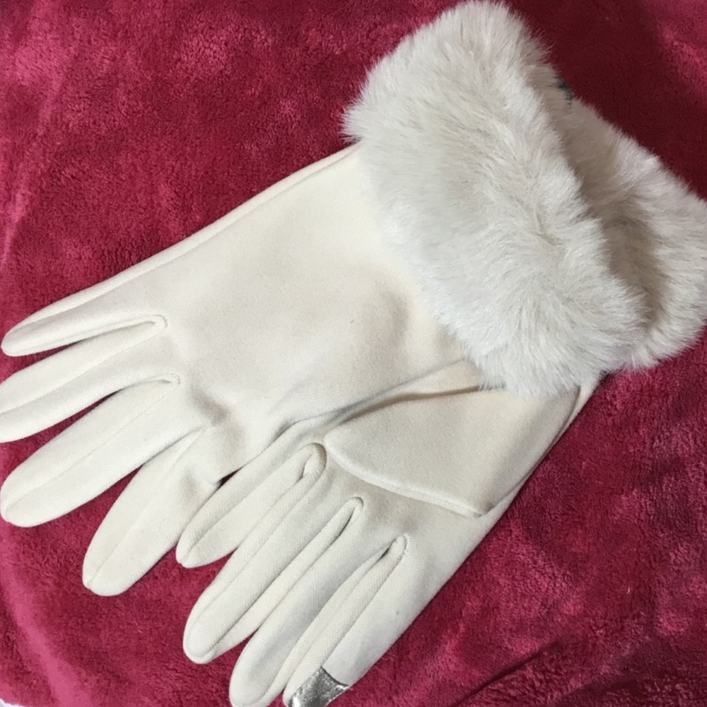 White Cream Fur Cuff Touchscreen Fashion Gloves